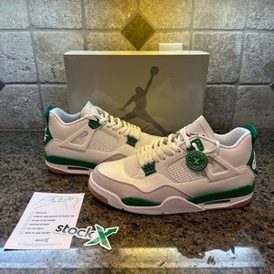 Jordan 4 Pine Green Size 13